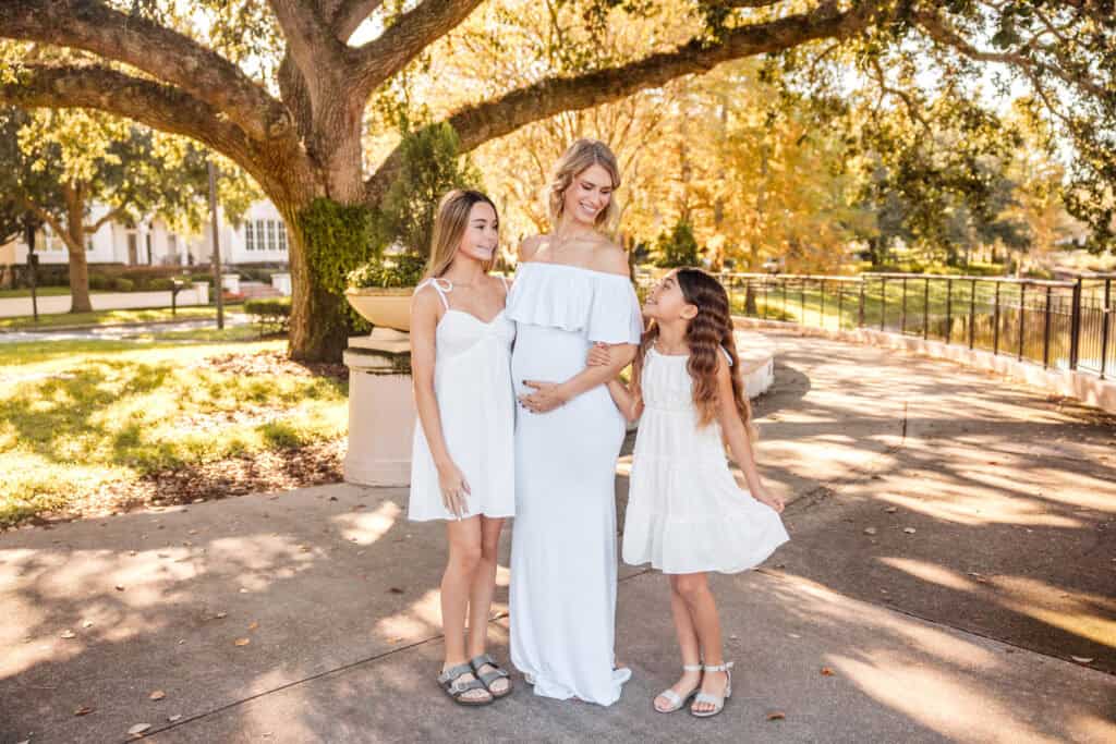 A Clean + Modern Family Session at New Broad Park in Baldwin Park Orlando 2 Baldwin Park Orlando Family Session by Michelle Coombs Photography