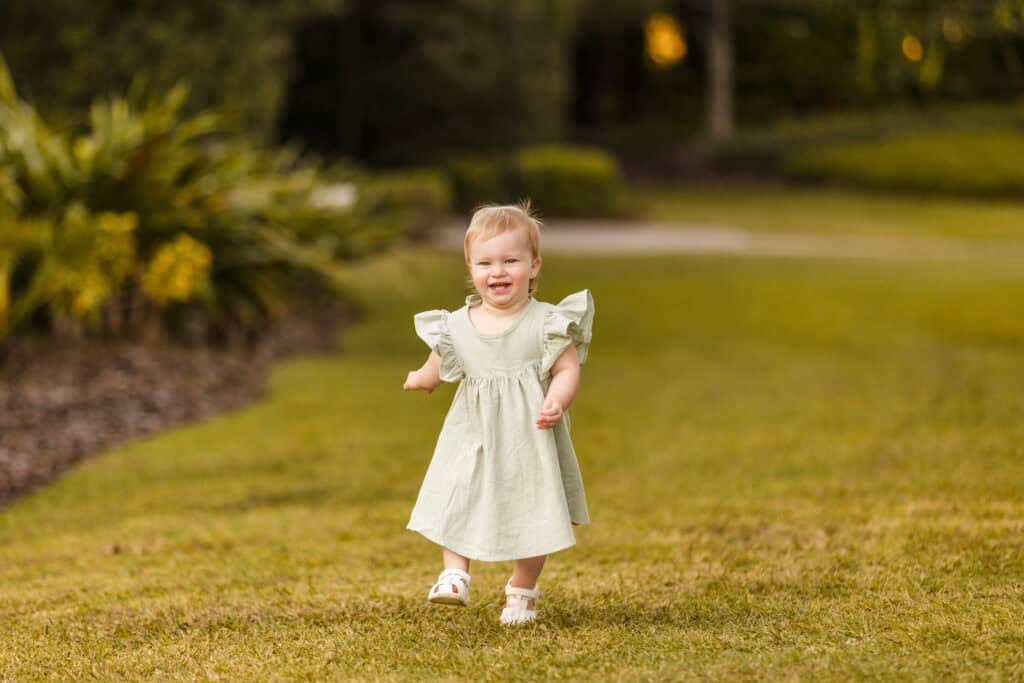 Why Hiring a Universal Studios Orlando Photographer Makes Your Vacation Even Better 3 Universal Studios Orlando Photographer Extended Family Session by Michelle Coombs Photography